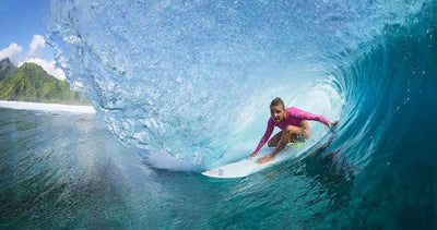 LAKEY PETERSON'S FIRST TIME SURFING TEAHUPOO